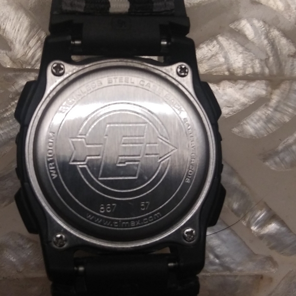 Timex Expedition WR100 T49961 NEW Battery Unisex Swimmers Digital Watch 18 M Lug - Picture 2 of 11